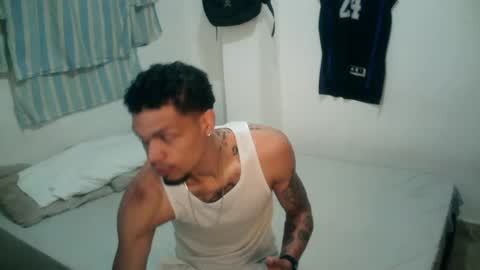 Snapshot of rocco99xx chatting on October 2025 11:52:01 AM Rocco online show from October 2025 11:52:01 AM