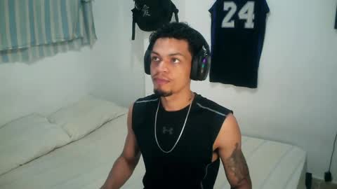 Snapshot of rocco99xx chatting on November 2025 01:22:02 PM Rocco online show from November 2025 01:22:02 PM