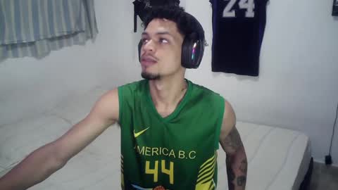 Snapshot of rocco99xx chatting on November 2025 02:28:01 PM Rocco online show from November 2025 02:28:01 PM