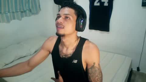 Snapshot of rocco99xx chatting on November 2025 02:11:02 AM Rocco online show from November 2025 02:11:02 AM