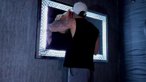 rocco_santos online show from February 2026 06:46:01 PM