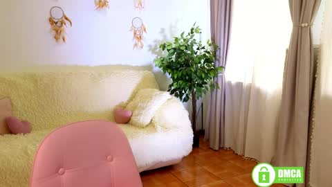 Snapshot of rochelle_dolly chatting on May 2026 02:14:01 PM rochelle_dolly online show from May 2026 02:14:01 PM