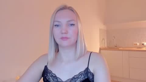 Snapshot of rock__baby chatting on January 2025 03:48:01 AM rock__baby online show from January 2025 03:48:01 AM