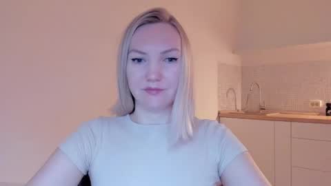 Snapshot of rock__baby chatting on March 2025 05:14:02 AM rock__baby online show from March 2025 05:14:02 AM