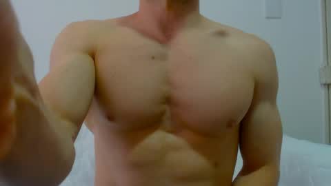 Snapshot of rocky_muscle chatting on April 2026 03:29:01 PM rocky muscle online show from April 2026 03:29:01 PM