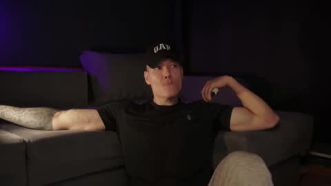 MY NAME  CAN SEE ALL MY CUM VIDEO BUY FAN SUB. online show from December 2025 06:15:01 PM