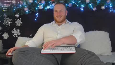Snapshot of roddy_riss chatting on December 2024 02:00:01 PM Roddy online show from December 2024 02:00:01 PM