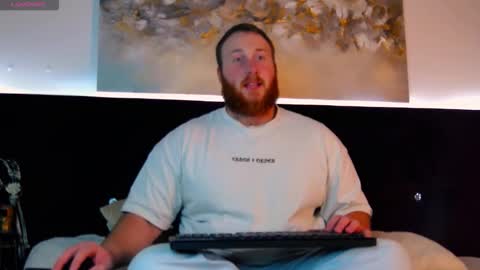 Snapshot of roddy_riss chatting on November 2025 04:29:02 PM Roddy online show from November 2025 04:29:02 PM