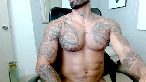 Snapshot of rogers_p chatting on October 2025 11:27:02 PM Rogers online show from October 2025 11:27:02 PM