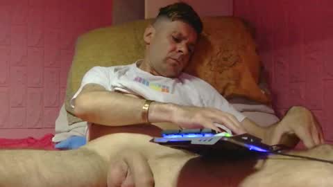 Banderas online show from April 2026 08:09:02 PM