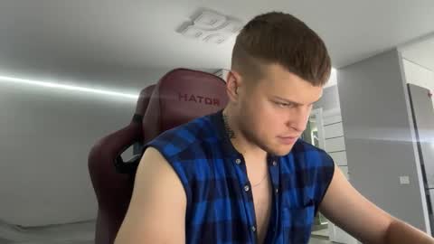 Snapshot of roguetitan6 chatting on November 2025 10:03:01 AM roguetitan6 online show from November 2025 10:03:01 AM