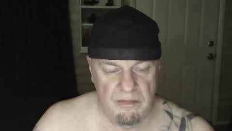 Snapshot of roinaz chatting on December 2024 07:00:01 PM roinaz online show from December 2024 07:00:01 PM