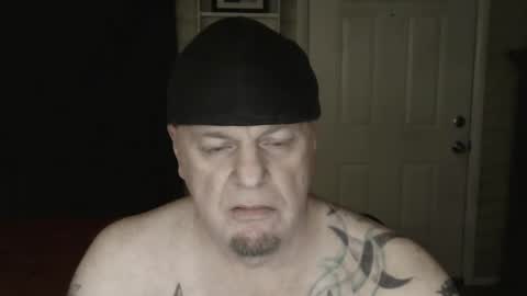 Snapshot of roinaz chatting on January 2025 04:12:01 AM roinaz online show from January 2025 04:12:01 AM