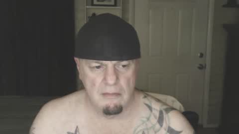 Snapshot of roinaz chatting on January 2025 07:03:01 AM roinaz online show from January 2025 07:03:01 AM