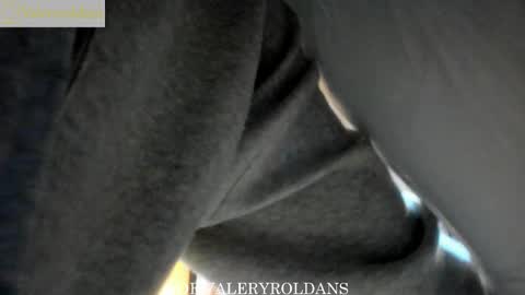 Valery Roldans online show from November 2025 02:33:01 AM