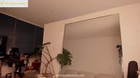 Valery Roldans online show from February 2026 01:32:02 AM