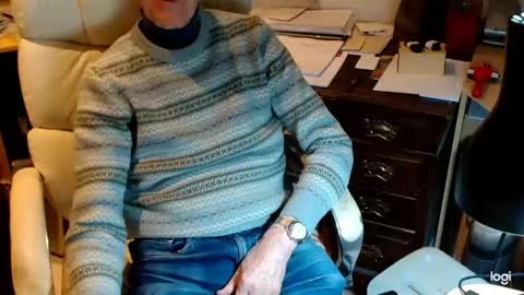 rolydawe online show from March 2026 06:37:02 PM