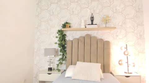 Snapshot of roma_love_ chatting on February 2025 11:20:01 AM online show from February 2025 11:20:01 AM