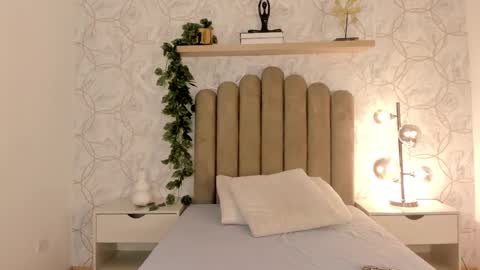 Snapshot of roma_love_ chatting on March 2025 11:22:02 AM online show from March 2025 11:22:02 AM