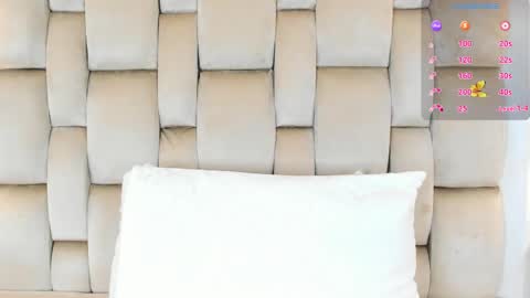 Snapshot of roma_love_ chatting on October 2025 12:05:02 PM online show from October 2025 12:05:02 PM