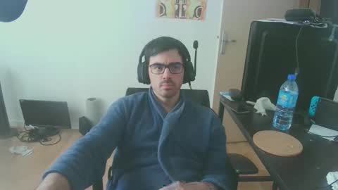 Snapshot of romainb72 chatting on February 2025 01:05:01 PM romainb72 online show from February 2025 01:05:01 PM
