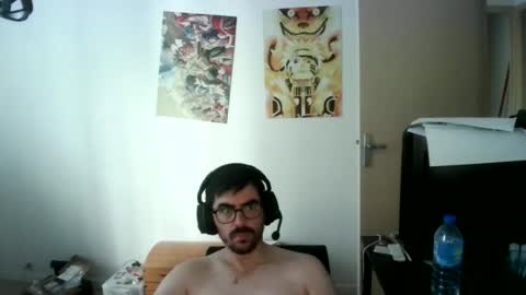 Snapshot of romainb72 chatting on June 2026 05:42:02 AM romainb72 online show from June 2026 05:42:02 AM