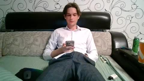 roman1650337 online show from September 2025 08:36:01 PM