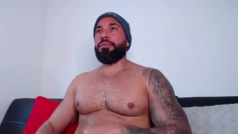 Snapshot of roman_muscle_ chatting on December 2024 01:22:02 PM Roman online show from December 2024 01:22:02 PM