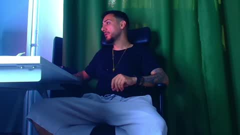 romaniamaster1 online show from April 2026 05:49:02 AM