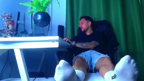 romaniamaster1 online show from April 2026 06:17:01 AM