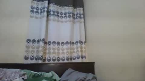 Emma online show from November 2025 10:42:02 PM