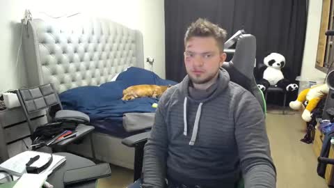 romantic_twunk online show from October 2025 02:09:02 AM