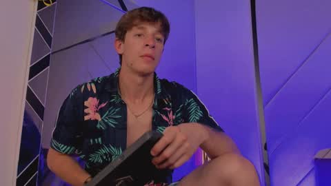 Snapshot of romeo_ricci1 chatting on January 2025 09:40:01 PM Romeo Ricci online show from January 2025 09:40:01 PM