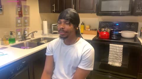 romeotyn online show from March 2026 06:48:01 PM