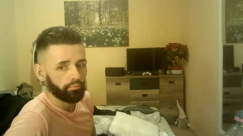 romulus7777 online show from December 2024 05:37:02 PM