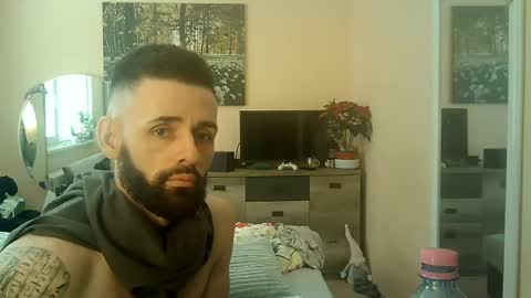 romulus7777 online show from December 2024 09:31:01 AM