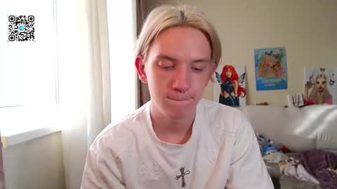 Snapshot of ron_vilss chatting on October 2025 09:42:02 AM Ron online show from October 2025 09:42:02 AM