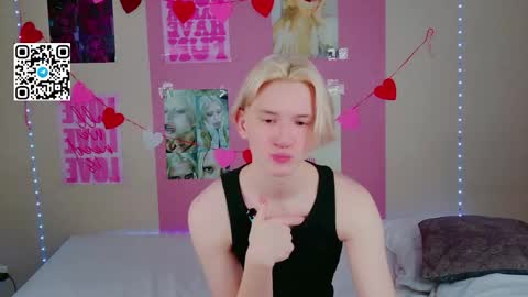 Snapshot of ron_vilss chatting on March 2026 06:04:02 AM Ron online show from March 2026 06:04:02 AM