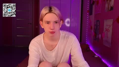 Ron online show from May 2026 05:02:02 AM