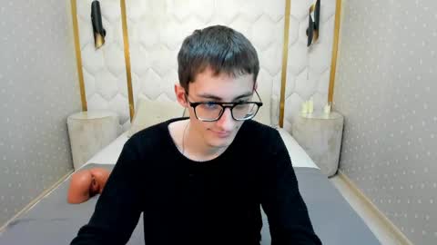 ronbevs online show from May 2026 07:55:02 PM