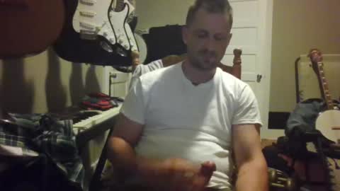 Snapshot of ronniejohnston13 chatting on June 2026 08:05:02 AM ronniejohnston13 online show from June 2026 08:05:02 AM