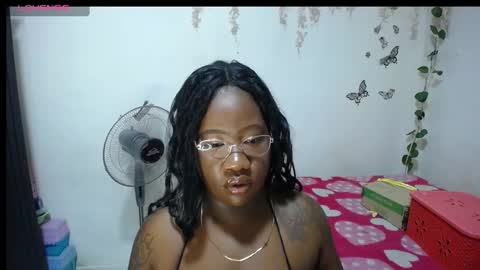 roos_veyker online show from January 2025 01:11:01 PM