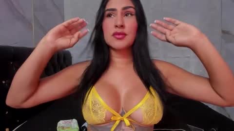 ROSALIA insta rosalia 10hoot online show from February 2026 07:12:01 PM