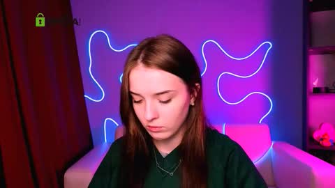 rosalie_liu online show from December 2025 02:00:01 PM