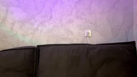 rosaliehue online show from April 2026 06:53:02 PM