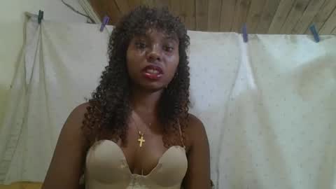 Snapshot of rosalinda933 chatting on June 2026 07:26:02 PM Rosalinda online show from June 2026 07:26:02 PM