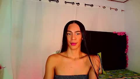 Snapshot of rosalindasexy chatting on November 2025 02:17:02 AM Rosalinda online show from November 2025 02:17:02 AM