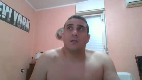 Rosario online show from September 2025 10:35:01 PM