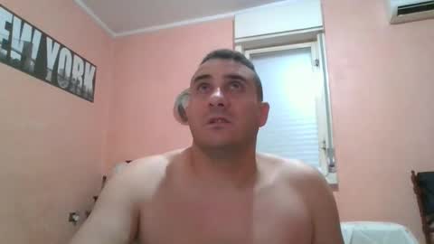 Rosario online show from November 2025 12:52:02 AM