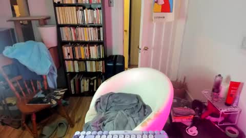 rose257044 online show from September 2025 08:10:02 PM